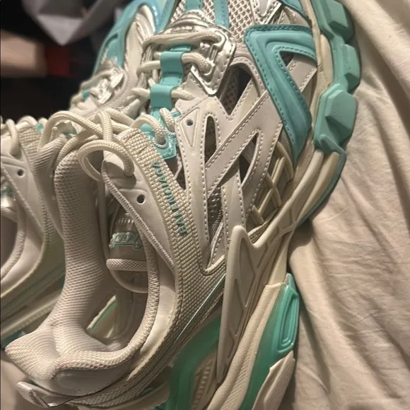 Balenciaga sneakers  White and Teal