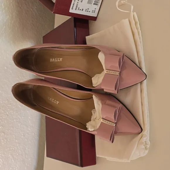 Bally Dusty pink 2&quot; pointy heels