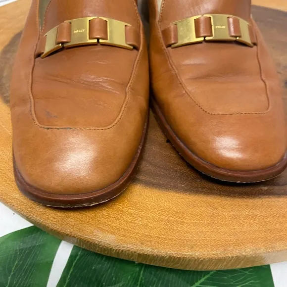 BALLY Heeled leather Loafers Vintage Classic Loafers