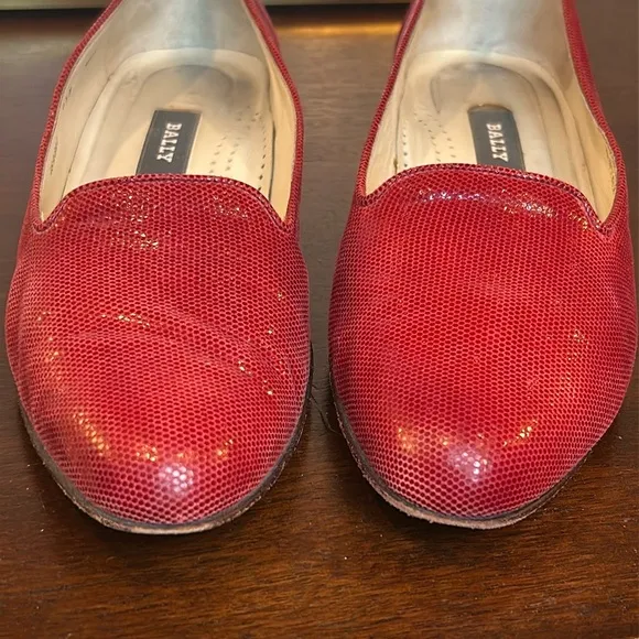Bally Isabel Ballet Flats Leather Shoes Slip On Red Shiny women’s Size 9 1/2