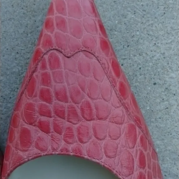 Banana Republic Leather kitten heels, French Pink 🩷 croc, Italy, size 9
