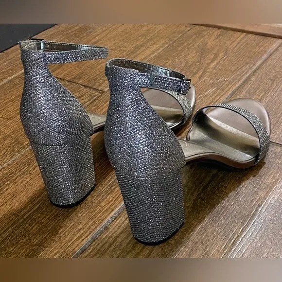 Bandolino Armory Block Heel Sandals NEW