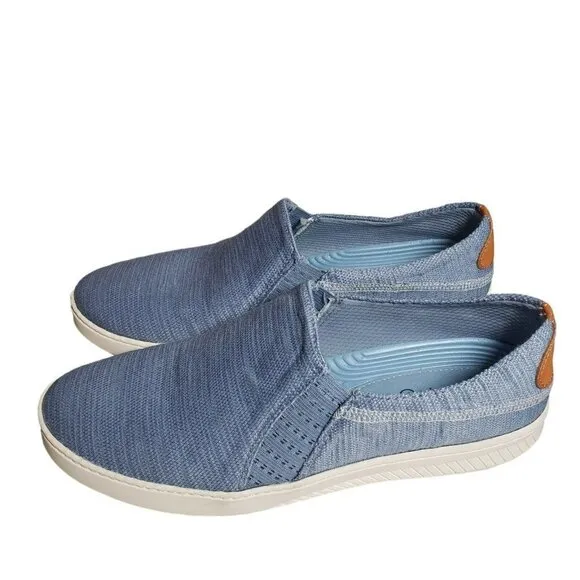 Baretraps Yadier Blue Slip On Flat Closed Round Toe Sneakers Sz 8.5