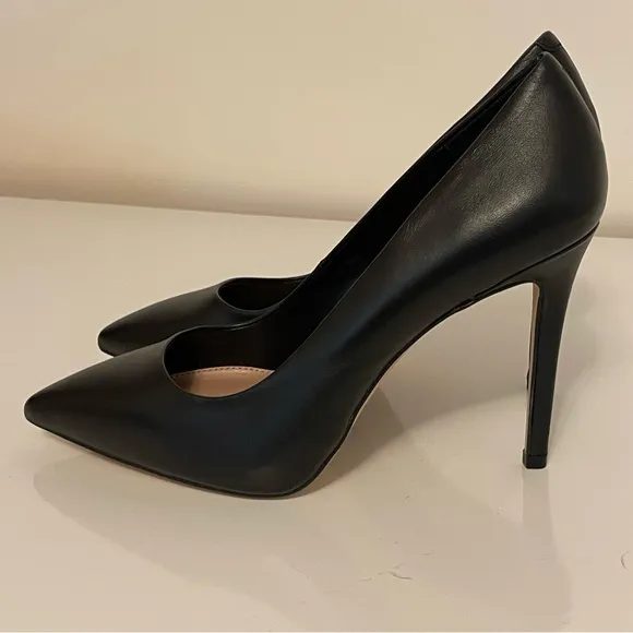BCBGeneration Black Leather Shoes Heels Sz 9M