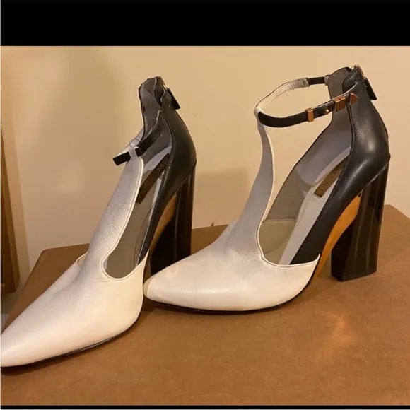 bcbgmaxazria black and white and gold heels shoes bcbg shoes high heels