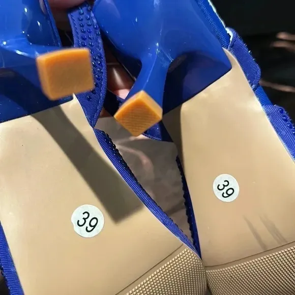 Beautiful heels NEW