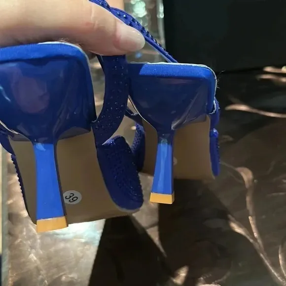 Beautiful heels NEW