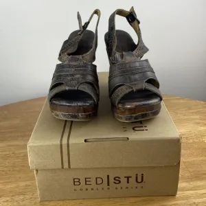 Bed Stu Gayle Women’s Bovine Leather Wedge  Sandals New With Box Size 7.5