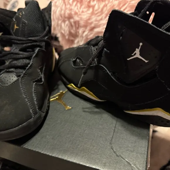 Big Boys Nike JORDANS FLIGHT