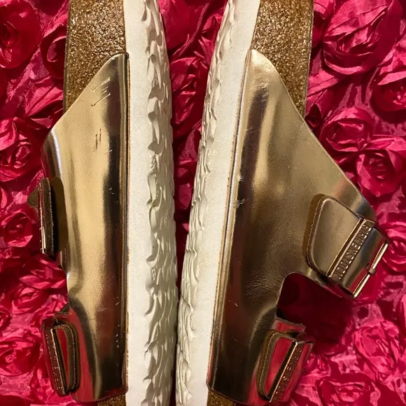 Birkenstock Arizona sandals metallic gold