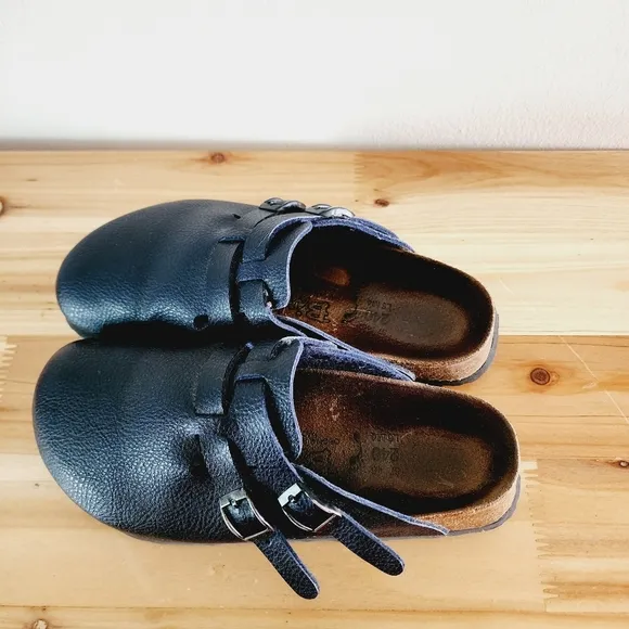 Birkenstock Birki’s Camden Black Double Buckle Clog Sandals