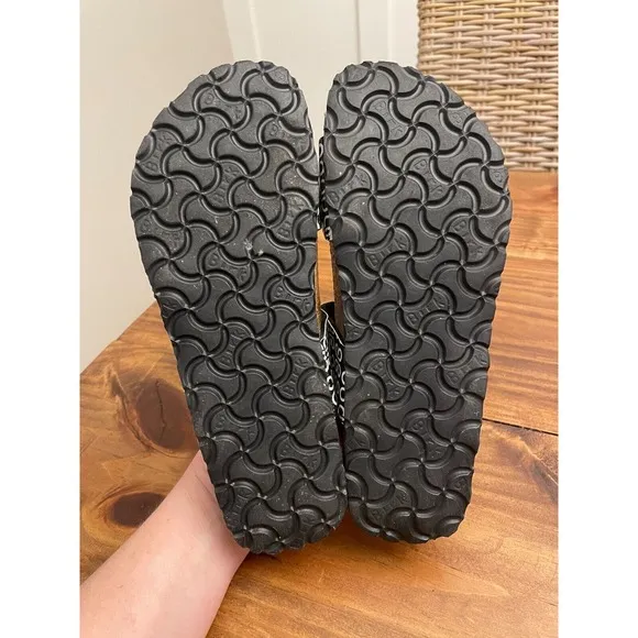 Birkenstock Birki’s Tahiti Black/White Geometric Sandals Sz 37 (6-6.5 US) GUC