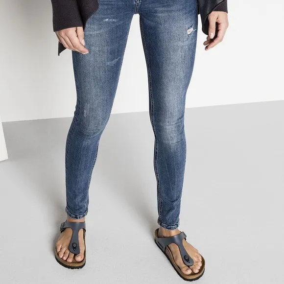 Birkenstock Gizeh Sandals