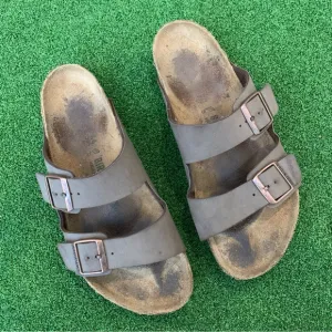 Birkenstock Men’s Arizona Birkibuc Mocha slides sandals size 11