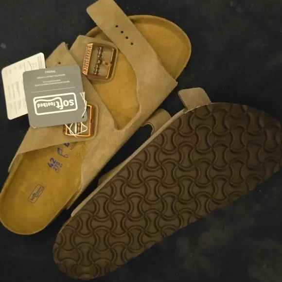 Birkenstock Unisex Arizona Soft Footbed Suede Leather, Color Taupe Sandals