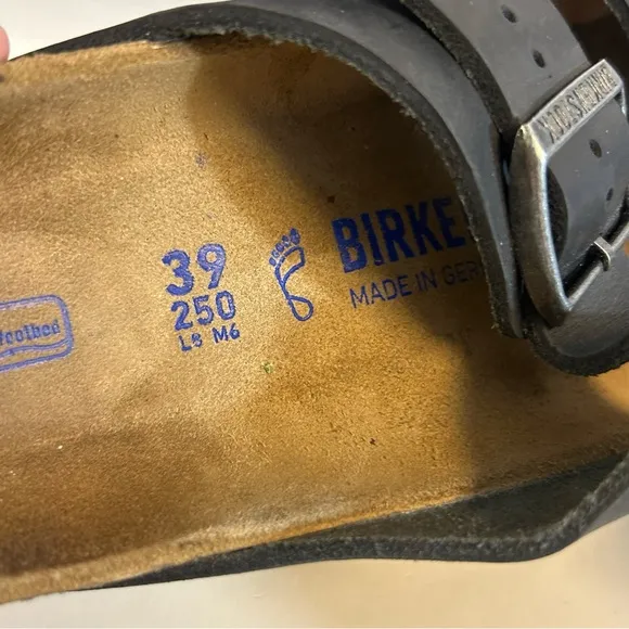 Birkenstock Unisex Black Arizona Sandals Size 39