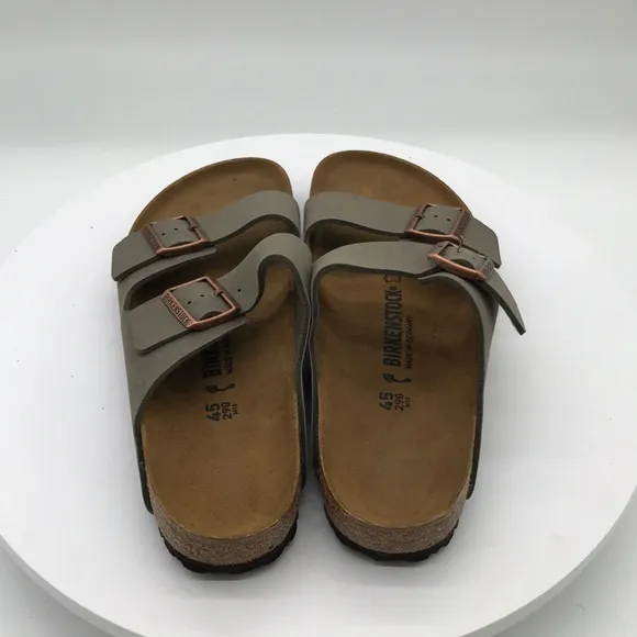 Birkenstock unisex sandals size 12 mens US
