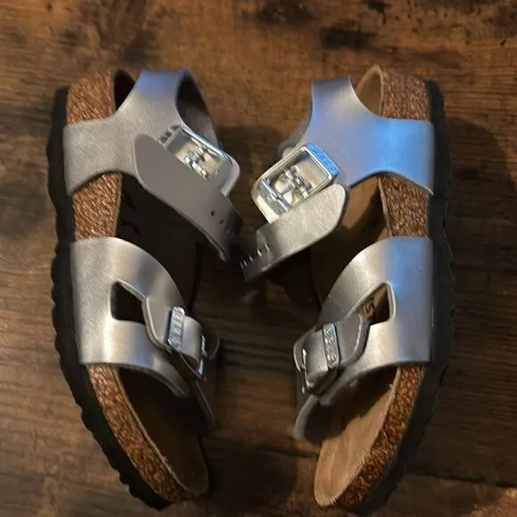 BIRKENSTOCK KIDS‘RIO’ SANDALS Size 25 New No Box