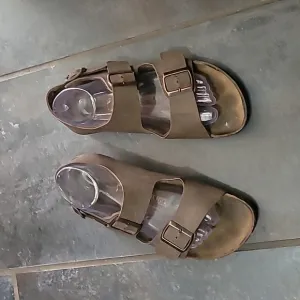 Birkenstocks Milano Sandals Size 41 (10-10.5 Women &amp; 8 Mens) Unisex
