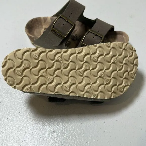 Birki Birkenstocks youth Arizona sandals
