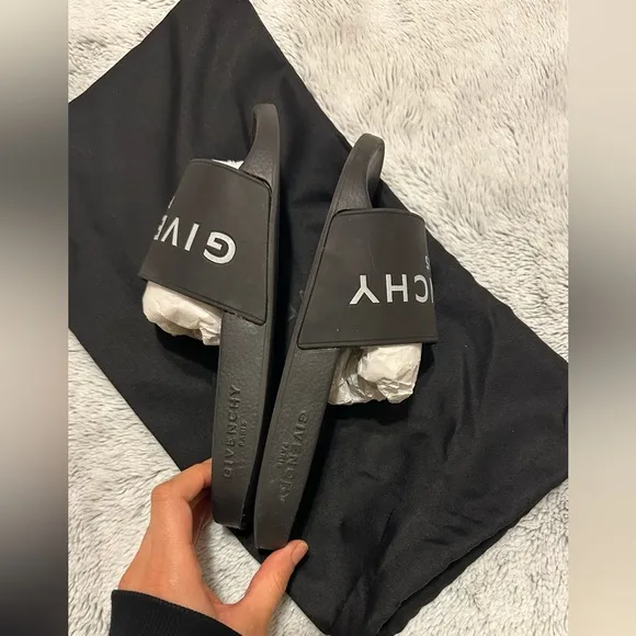 Black Givenchy Logo Pool Slides