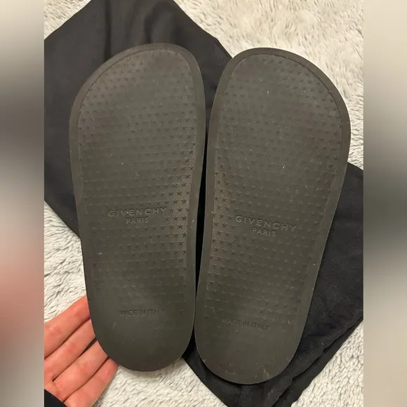 Black Givenchy Logo Pool Slides