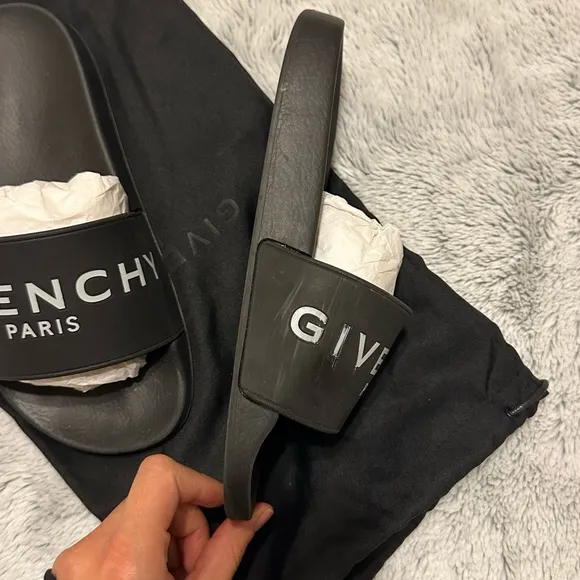 Black Givenchy Logo Pool Slides