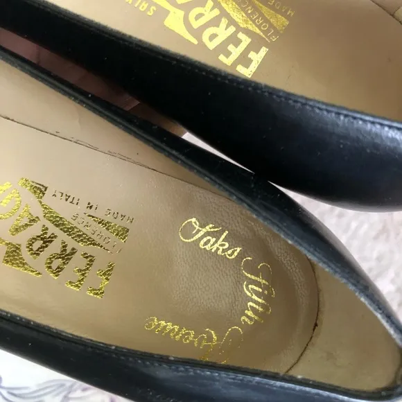 BLACK SALVATORE FERRAGAMO SHOES