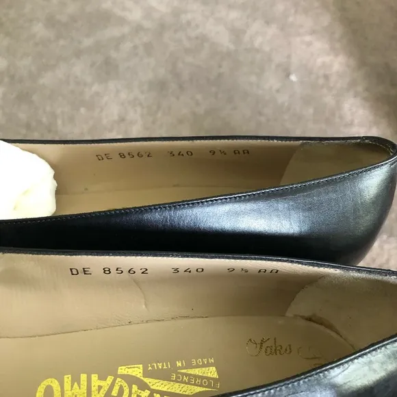 BLACK SALVATORE FERRAGAMO SHOES