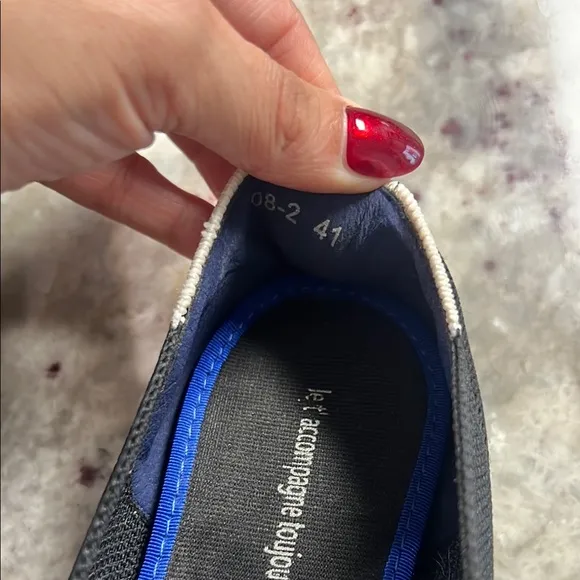 Black Women's Flats