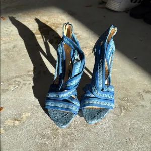 Blue Strappy Women's Heels - Snake Skin ALDO - Size 8 Heels