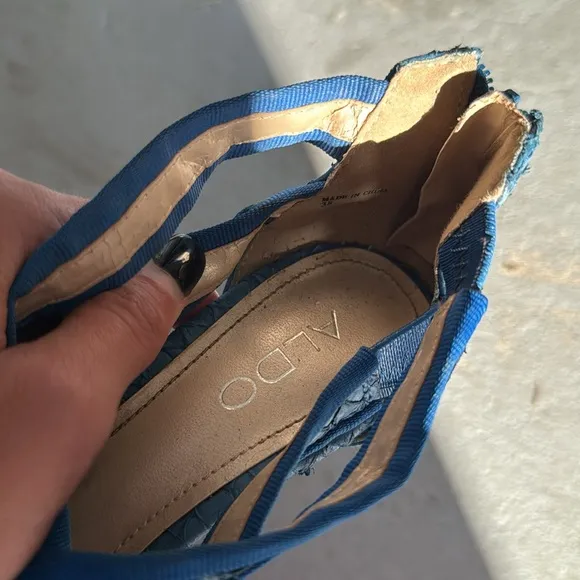 Blue Strappy Women's Heels - Snake Skin ALDO - Size 8 Heels
