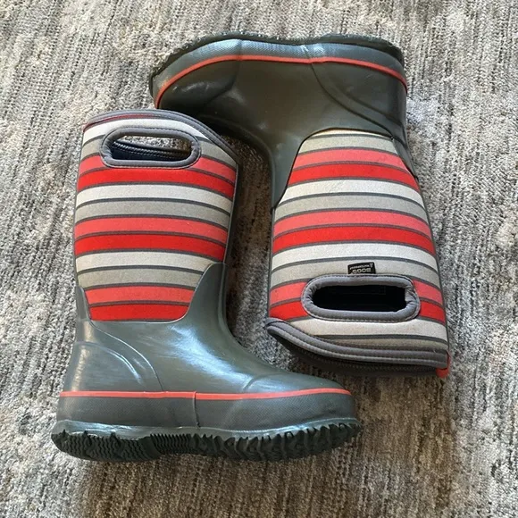Bogs Kids' Red and Gray Striped Boots - size 13 - green base