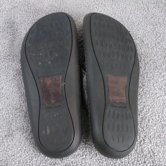 Born Crown Sandals Mens Size 11 Shoes Brown Leather Slip On Slides Summer Beach
