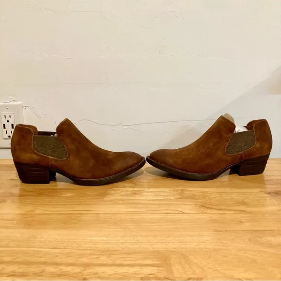 Born Shoes Brown Leather Boots Slip-On Booties Dallia Women’s Size 7.5