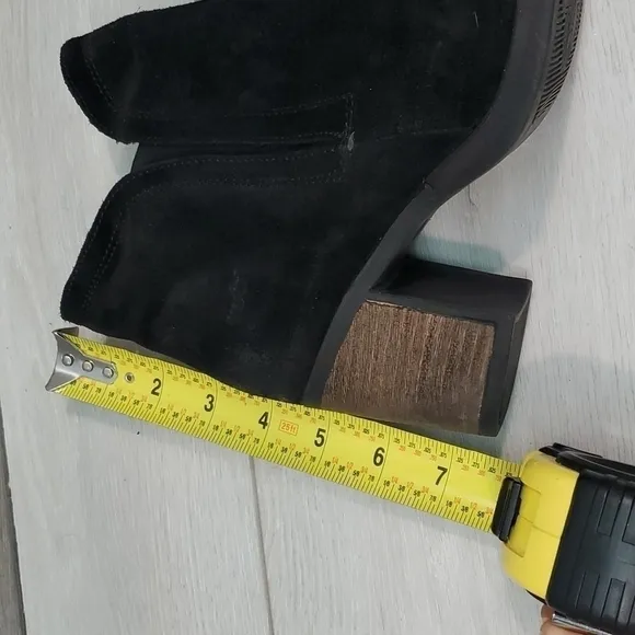 Bos. &amp; Co. Women Belfield Ankle Leather Heels Boots shoes sz 41/10-10.5