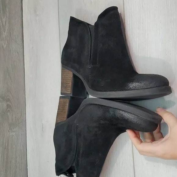 Bos. &amp; Co. Women Belfield Ankle Leather Heels Boots shoes sz 41/10-10.5
