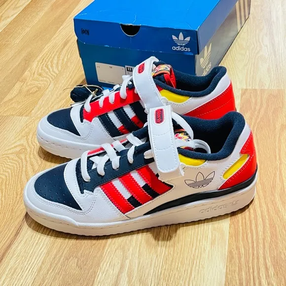 Brand new Adidas Forum Low Sneakers size 6J | 6 Youth #bin21