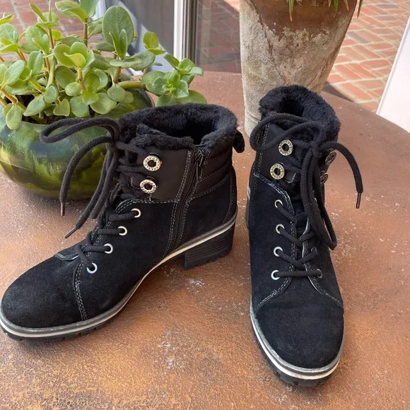 Brand new Ak sport boots