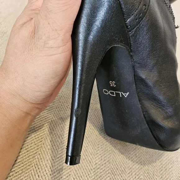 Brand new Aldo heels size 35 6