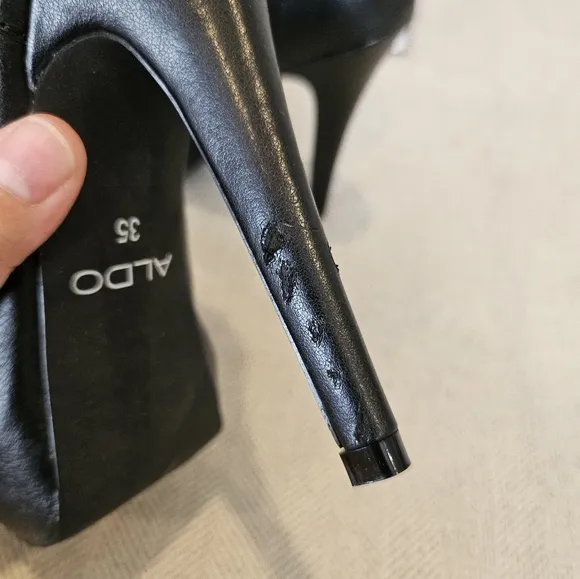Brand new Aldo heels size 35 6