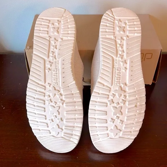 Brand New Hey Dude Wendy Chambray Shoes White Nut Slip On Lightweight Loafers