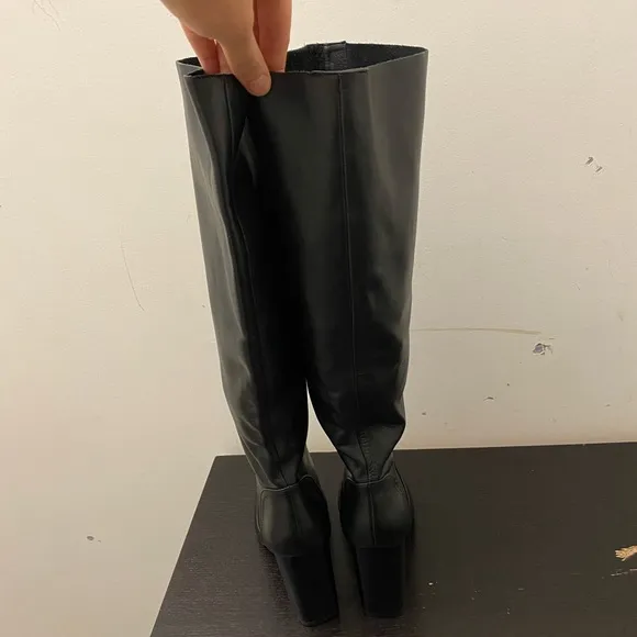 BRAND NEW - leather high boots