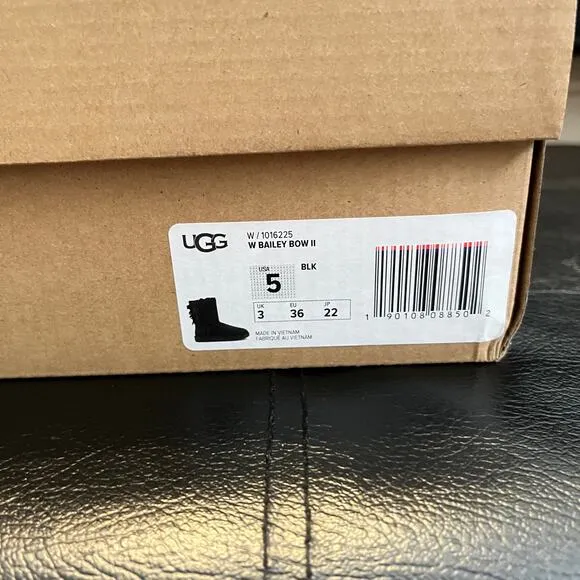 Brand New UGG Bailey Bow II Boots- Black, Size 5 Authentic