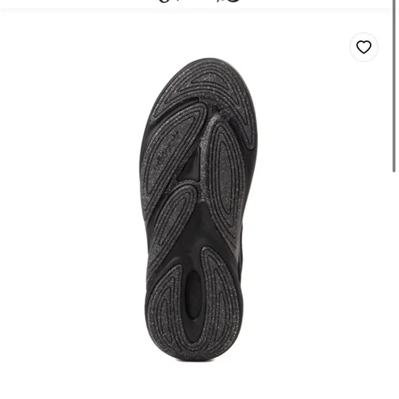 Brand new unisex black Ozelia sneakers adidas