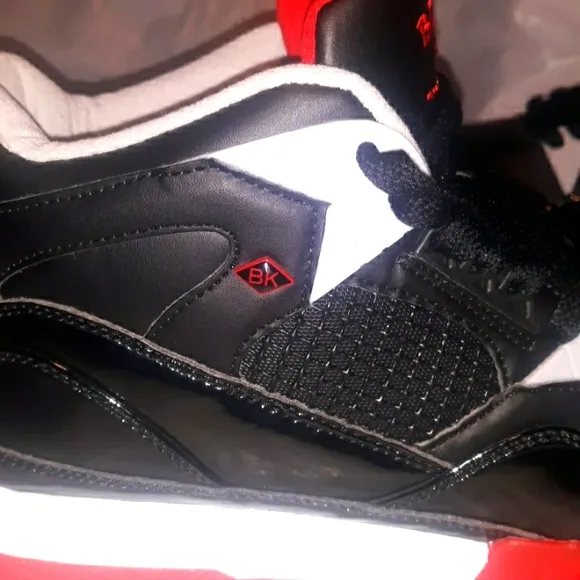 British Knights Sneakers BK, Brand NEW, Men size 9 = Women 10.5