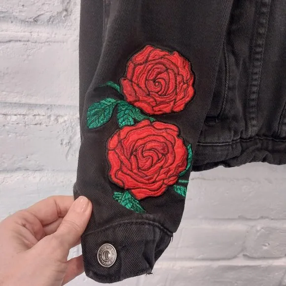 Brooklyn Cloth Jacket Mens Medium Toyko Embroidered Roses Black Denim Graphic