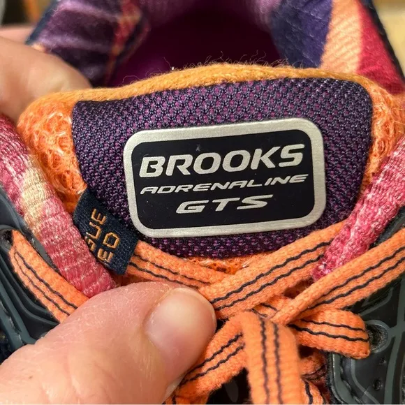 Brooks Adrenaline GTS 15 Women's Running Shoes Size 11 B Black/Purple/Orange