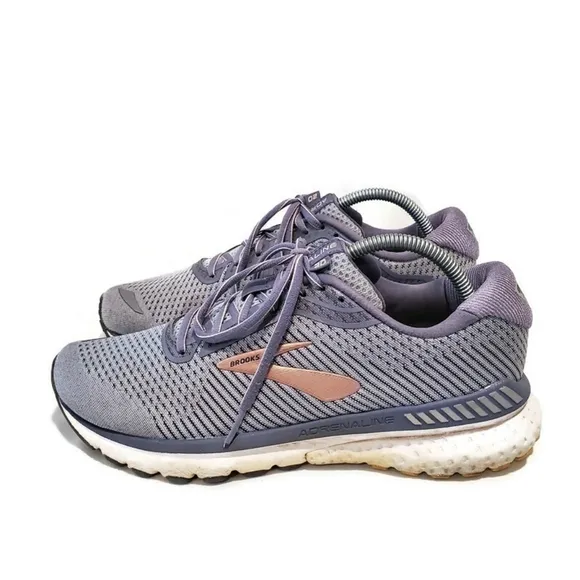 Brooks Adrenaline GTS 20 Running Sneakers Size 10 WIDE Style 1202961D073