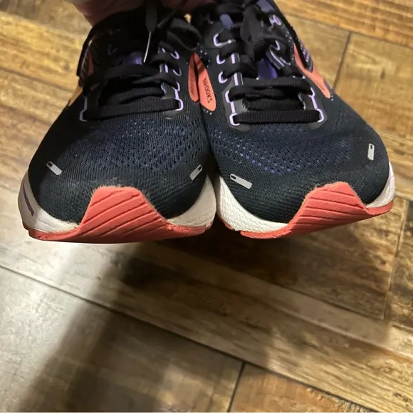 Brooks Adrenaline GTS 22 Women's 7.5 Running Shoes Navy Purple Coral